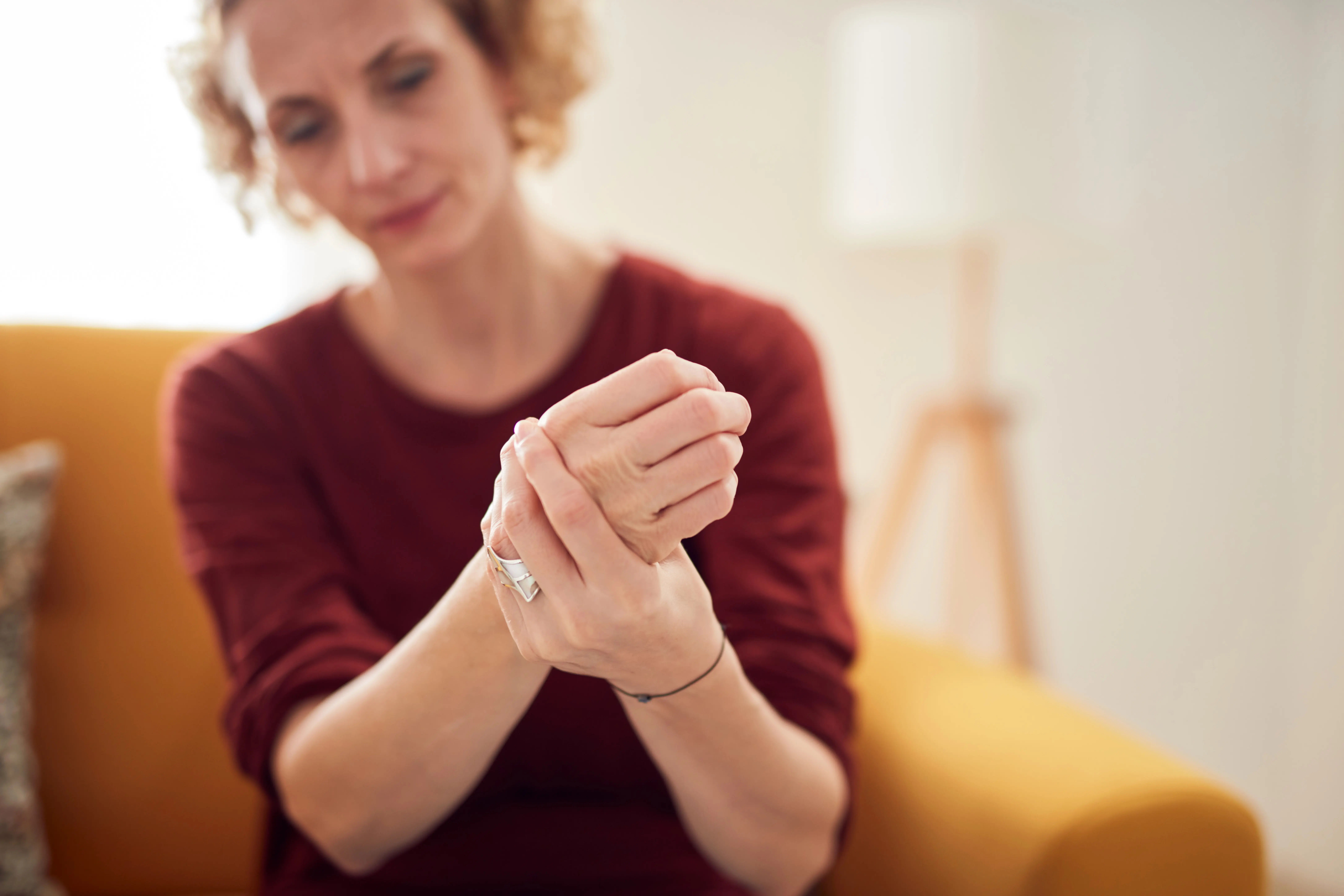 Understanding Rheumatoid Arthritis Symptoms and Treatment